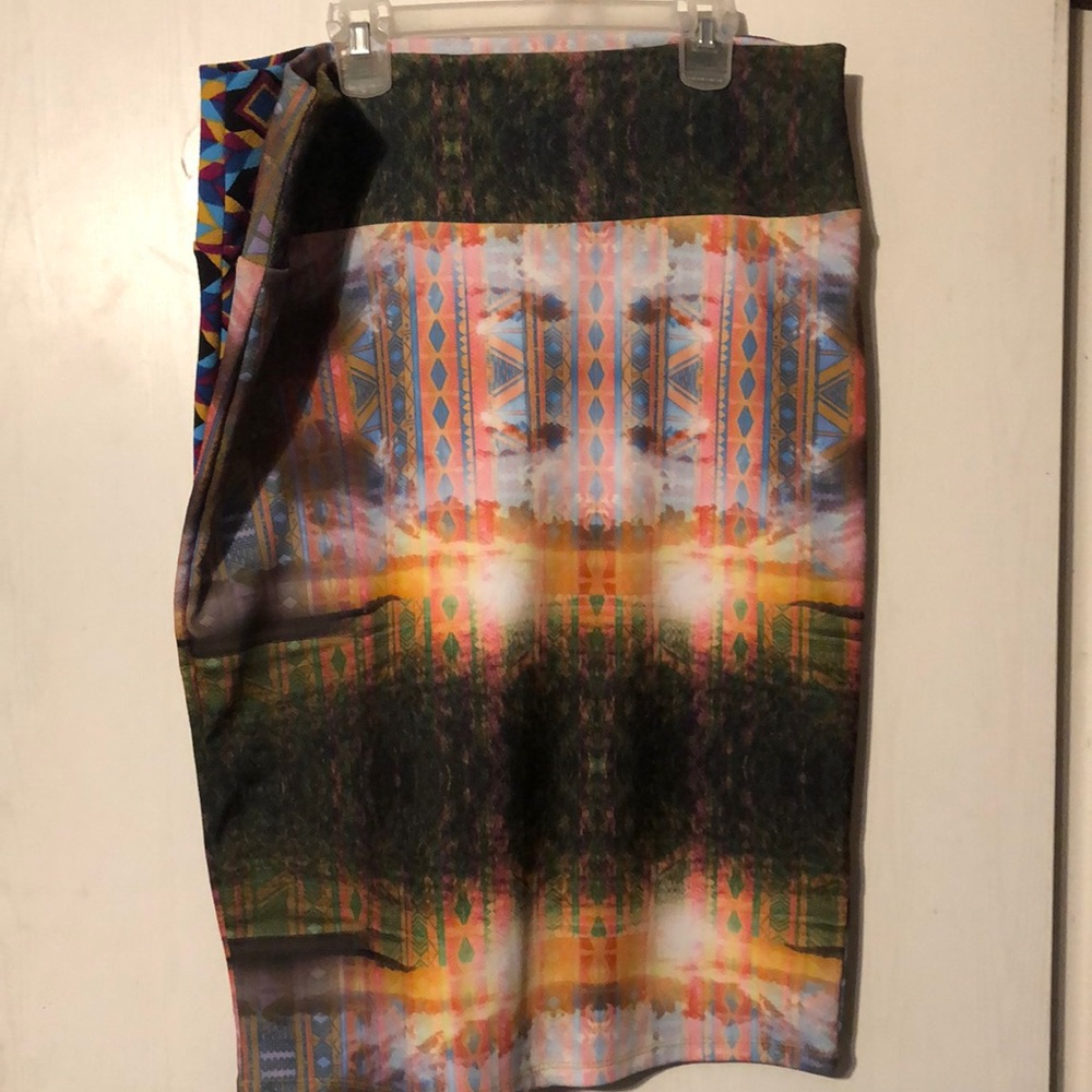 LuLaRoe Cassie skirt